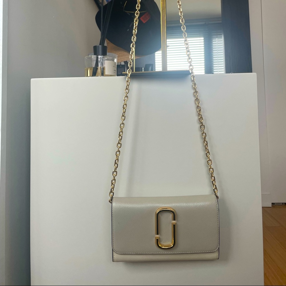 Marc Jacob’s Crossbody Bag
